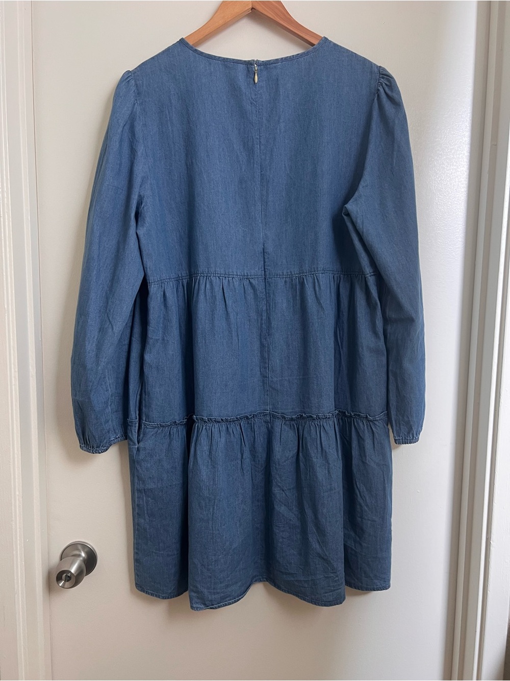 Draper James 100% Cotton Chambray Tiered Babydoll Dress Cottagecore L - Picture 9 of 11